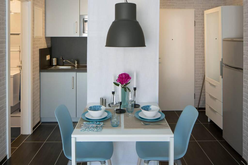 Exklusives Apartment Inklusive Netflix Und Parkplatz Karlsruhe Exterior foto